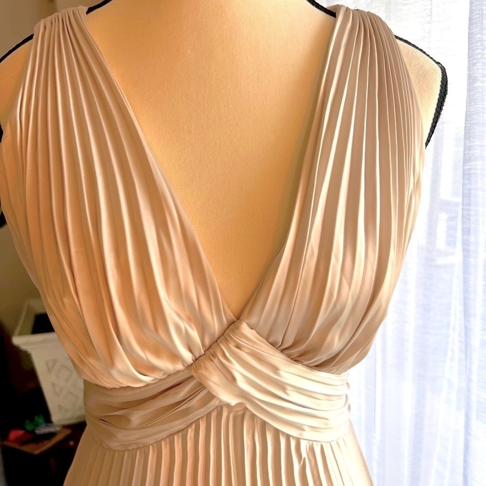 White House Black Market Tan Pleated Midi Gown💎 - Picture 11 of 11